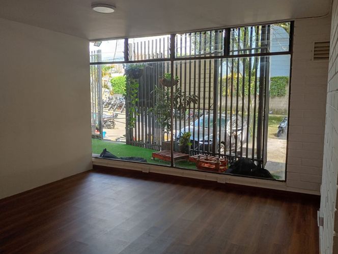 Local en venta en Zona Rural, Itagüí, 56 m² · foto 2 de 12