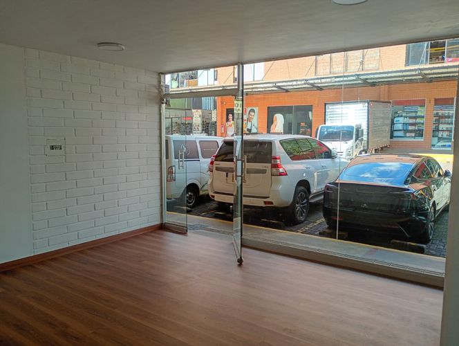Local en venta en Zona Rural, Itagüí, 56 m² · foto 7 de 12