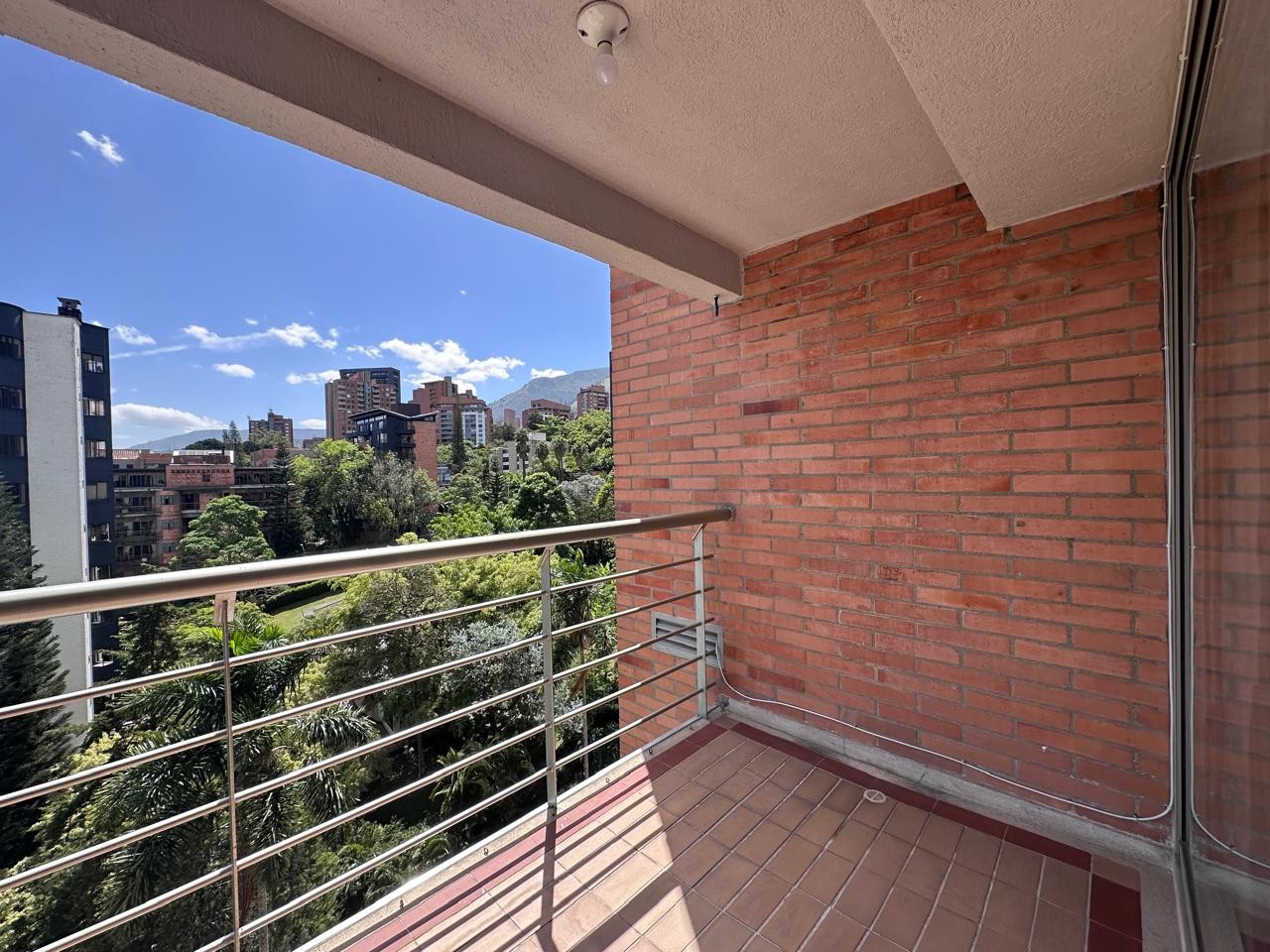 Apartamento en arriendo en El Poblado, Medellín · foto 18 de 18