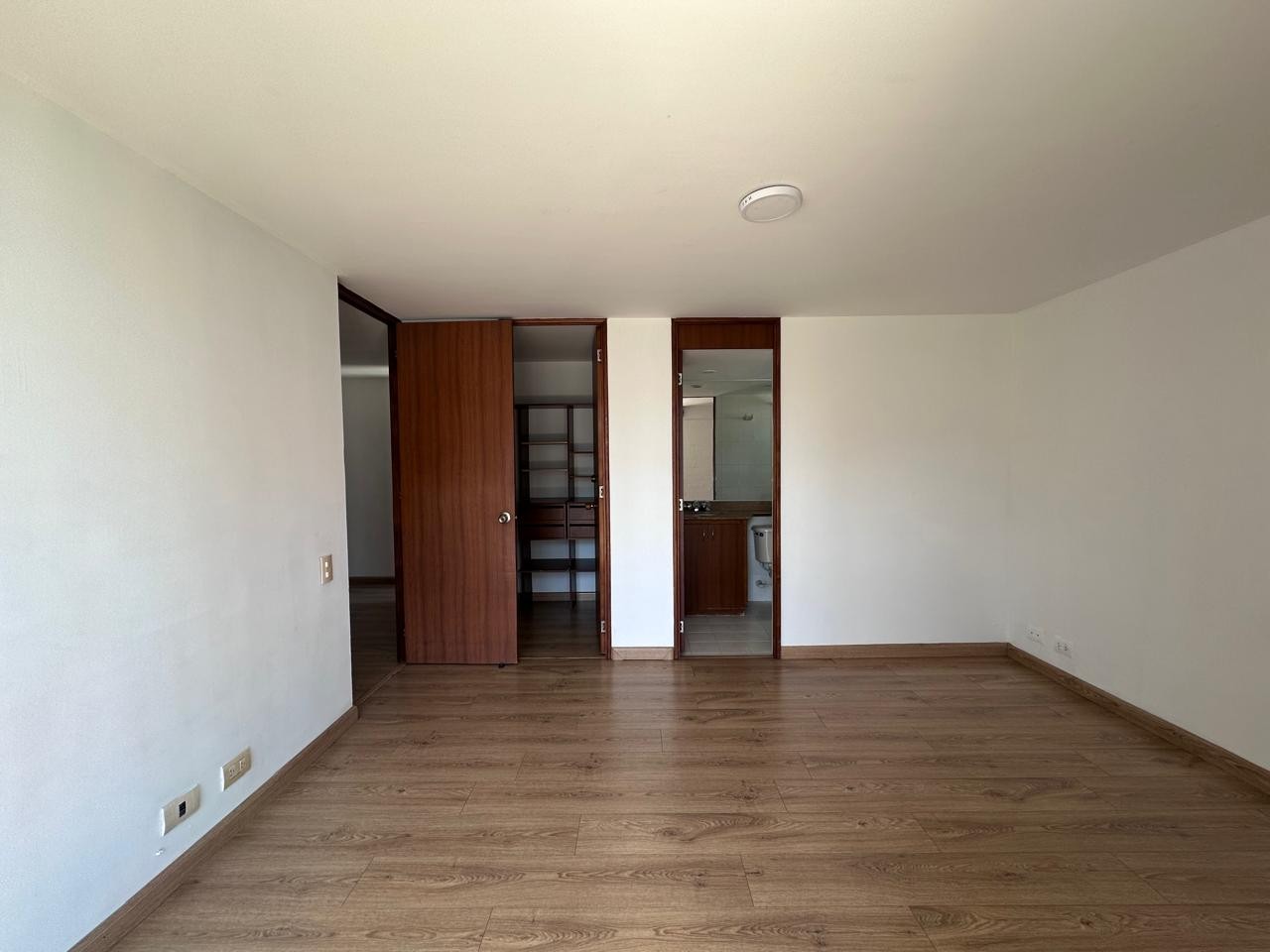 Apartamento en arriendo en El Poblado, Medellín · foto 10 de 18