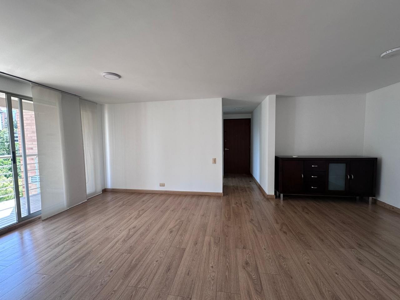 Apartamento en arriendo en El Poblado, Medellín · foto 5 de 18