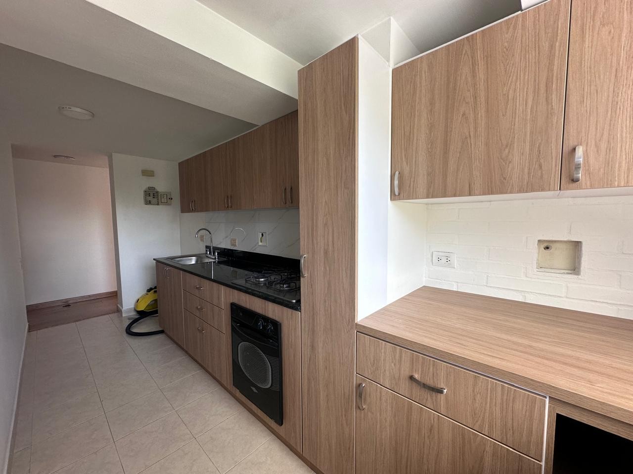 Apartamento en arriendo en El Poblado, Medellín · foto 6 de 18