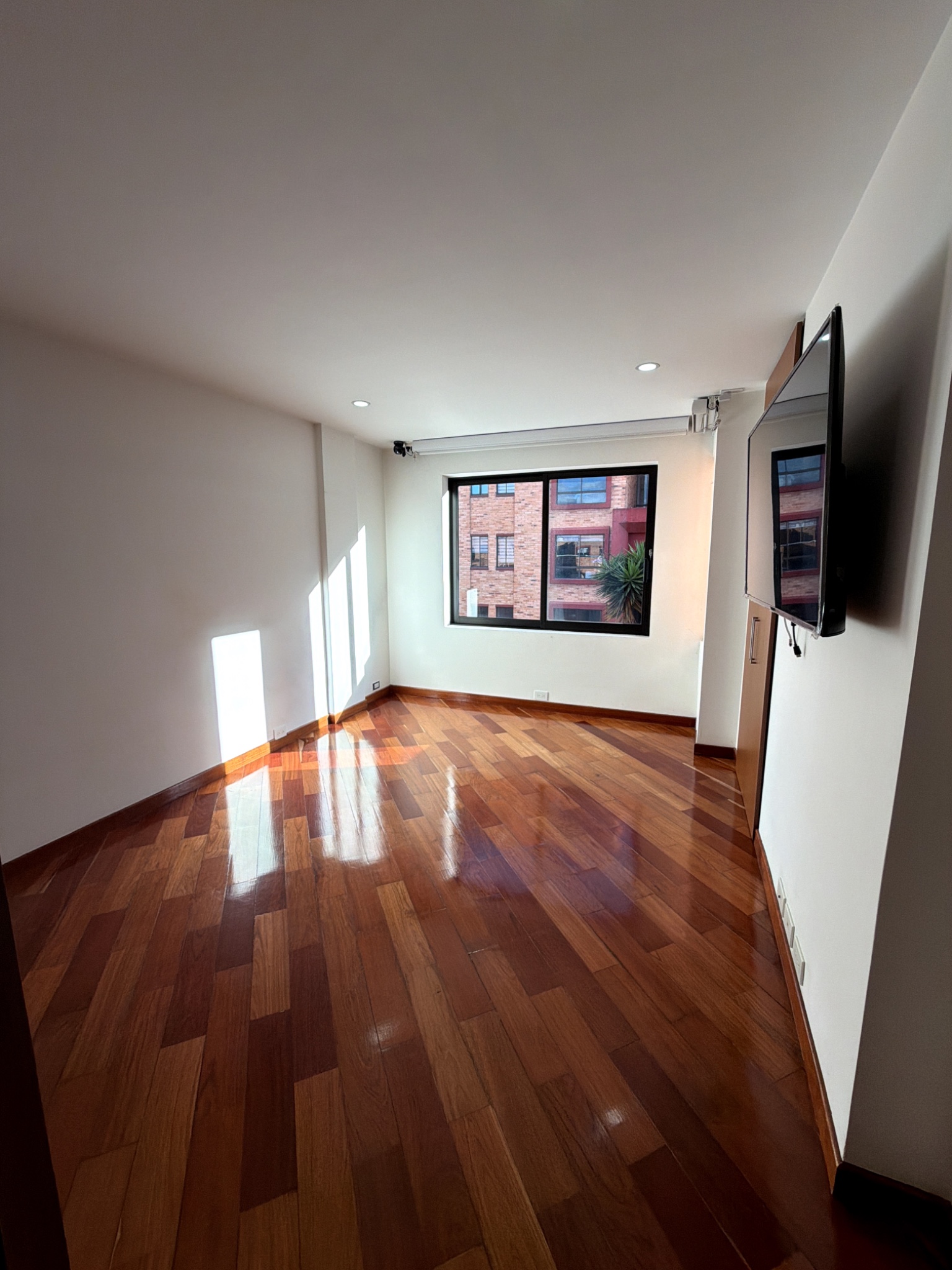 Casa en venta en Fontibon, Bogotá · foto 4 de 24