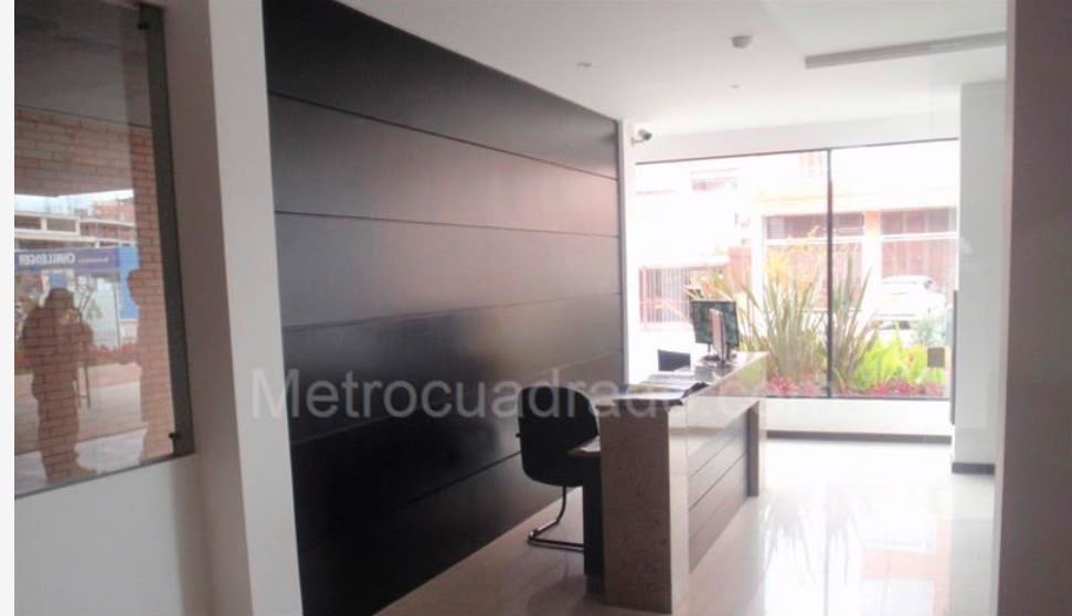 Apartamento en venta en Santa Barbara, Bogotá · foto 3 de 21