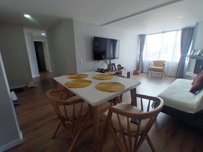 Apartamento de 3 alcobas en venta en Malibu, Bogotá, 85 m² · foto 2 de 14