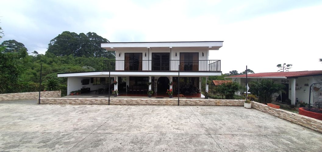 Casa en venta en Condina, Pereira · foto 2 de 24