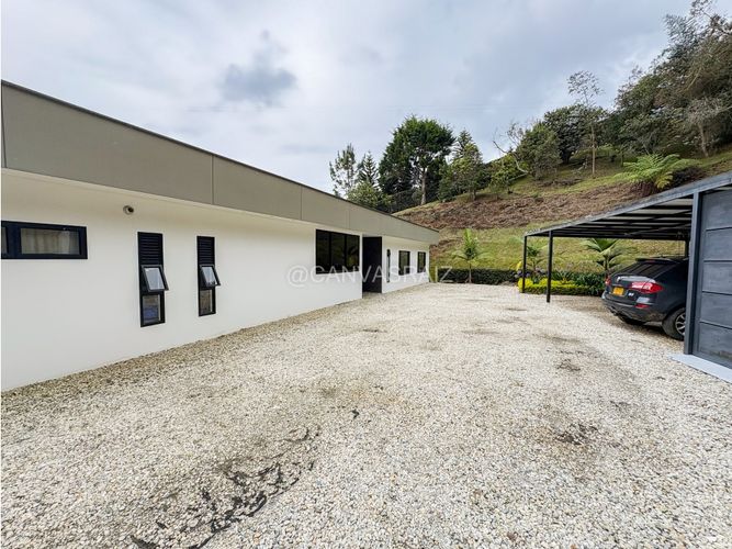 Casa de 4 alcobas en arriendo en El Carmin, Rionegro, 380 m² · foto 14 de 16