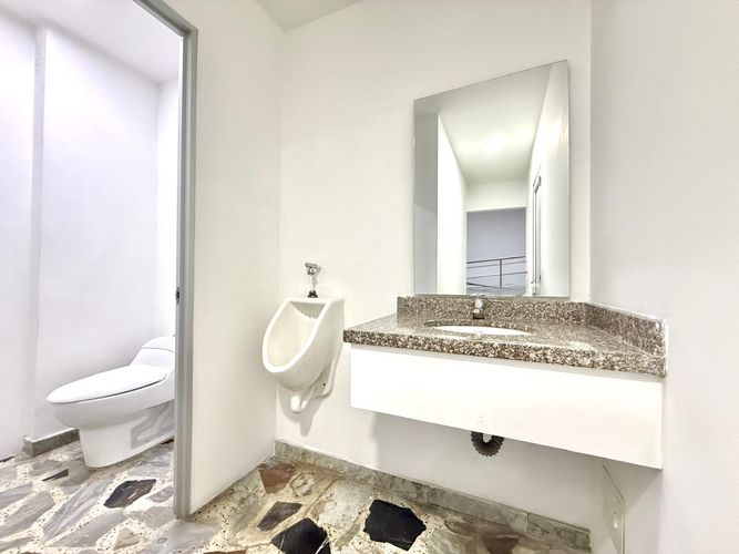 Local en arriendo en Primero De Febrero, Pereira, 650 m² · foto 10 de 20