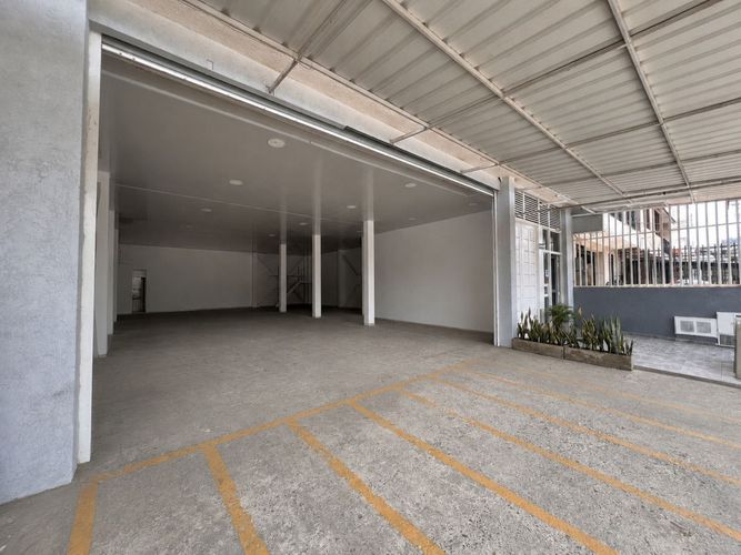 Local en arriendo en Junin, Cali, 230 m² · foto 2 de 3