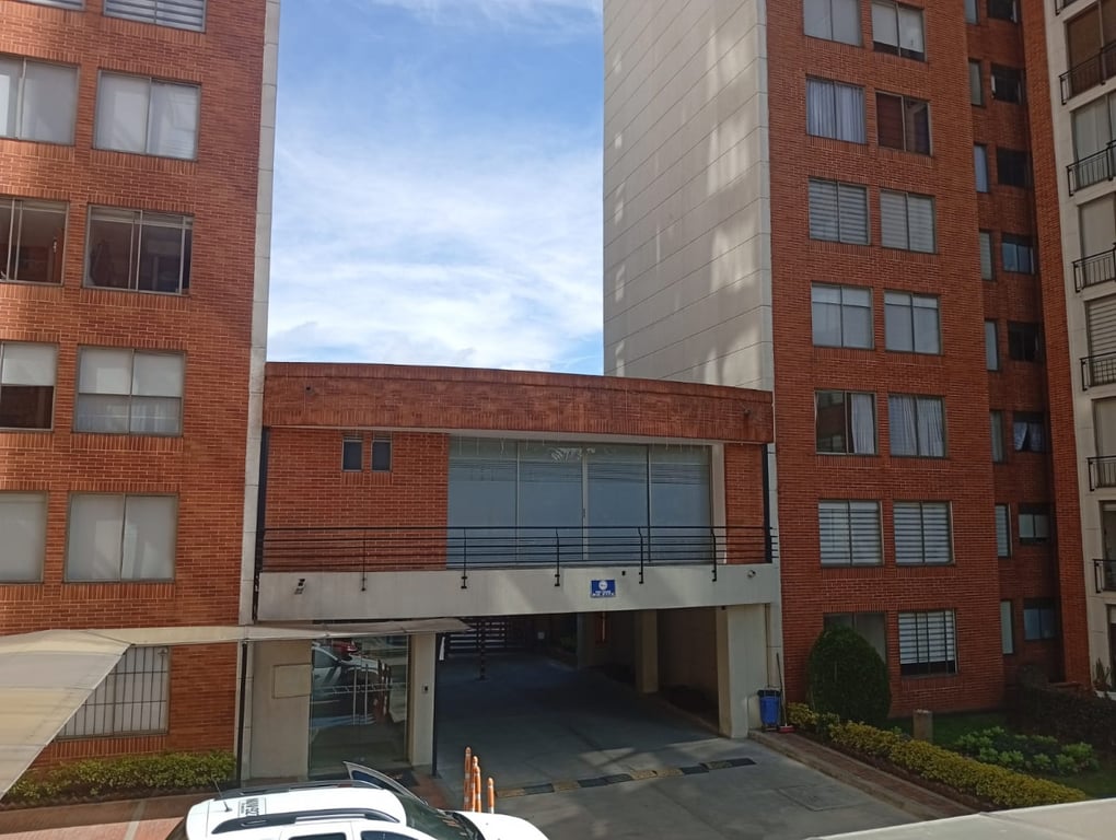 Apartamento en venta en Mazuren, Bogotá · foto 4 de 12