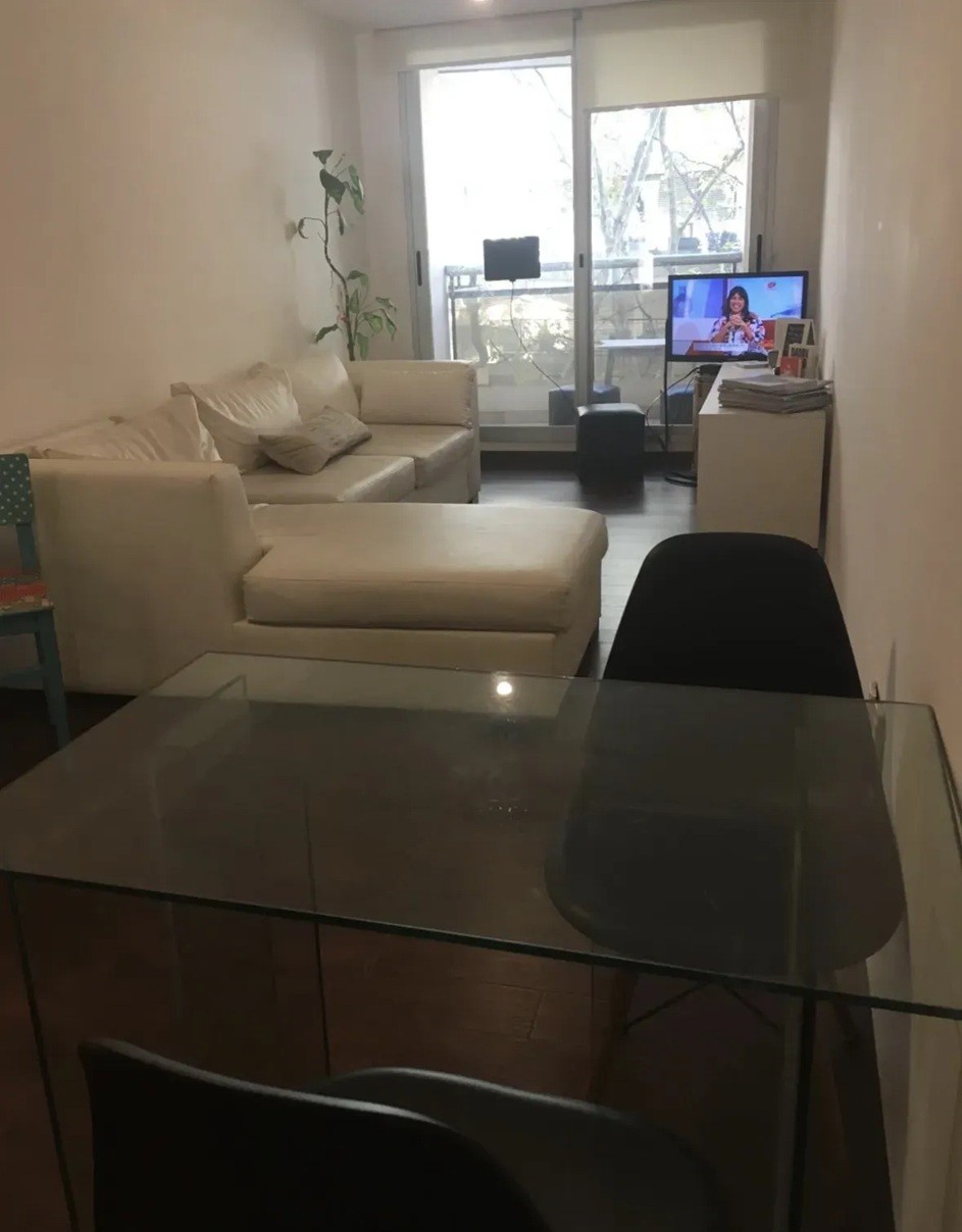 ALQUILER EN POCITOS, 1 DORMITORIO, 2 BALCONES, FRENTE Y CONTRA FRENTE, COCHERA, LAVADERO · Foto 2
