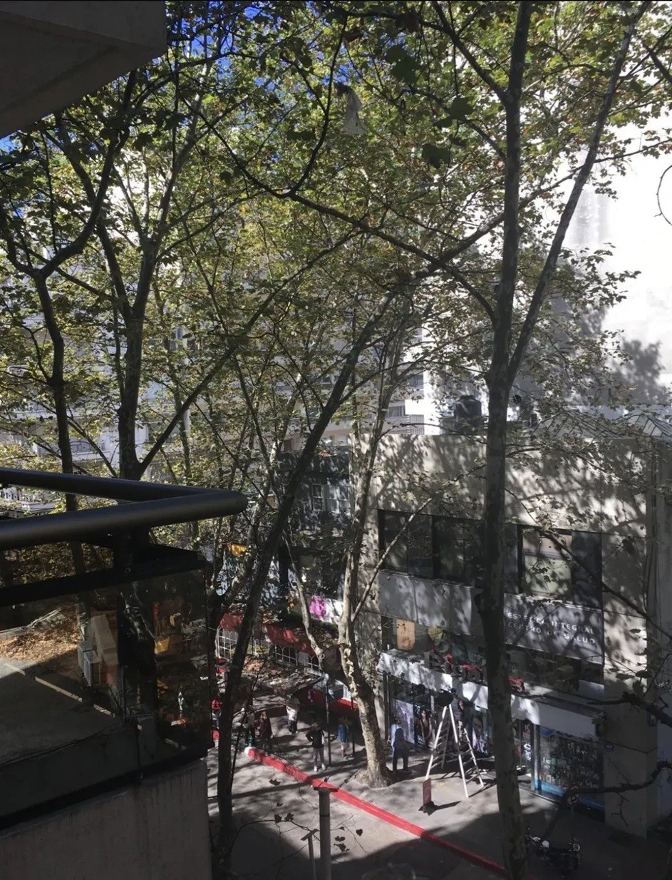 ALQUILER EN POCITOS, 1 DORMITORIO, 2 BALCONES, FRENTE Y CONTRA FRENTE, COCHERA, LAVADERO · Foto 6