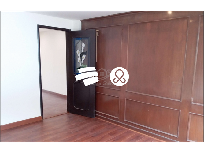 Apartamento de 4 alcobas en venta en Los Rosales, Bogotá, 168 m² · foto 13 de 18