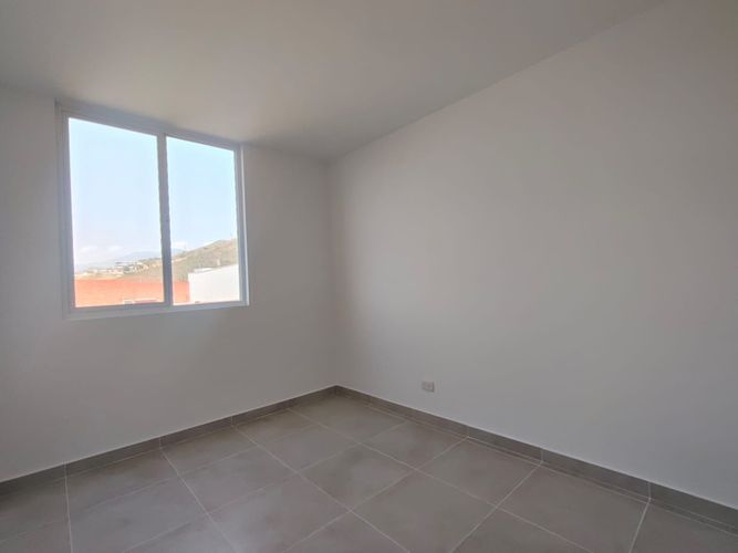 Apartamento de 2 alcobas en arriendo en Zona Industrial, Yumbo, 58 m² · foto 22 de 24