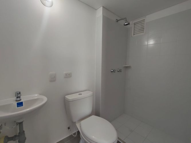 Apartamento de 2 alcobas en arriendo en Zona Industrial, Yumbo, 58 m² · foto 23 de 24