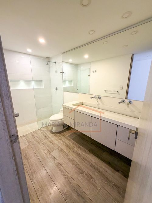 Apartamento de 3 alcobas en venta en La Cabrera, Bogotá, 149 m² · foto 9 de 24