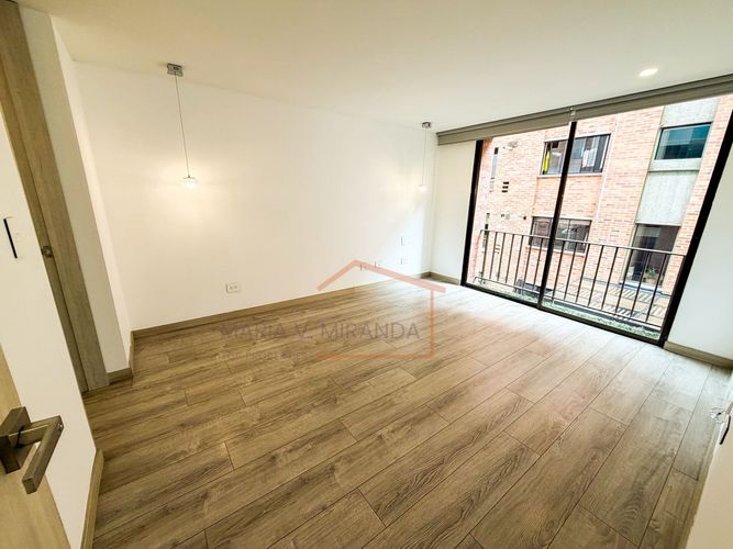 Apartamento de 3 alcobas en venta en La Cabrera, Bogotá, 149 m² · foto 5 de 24