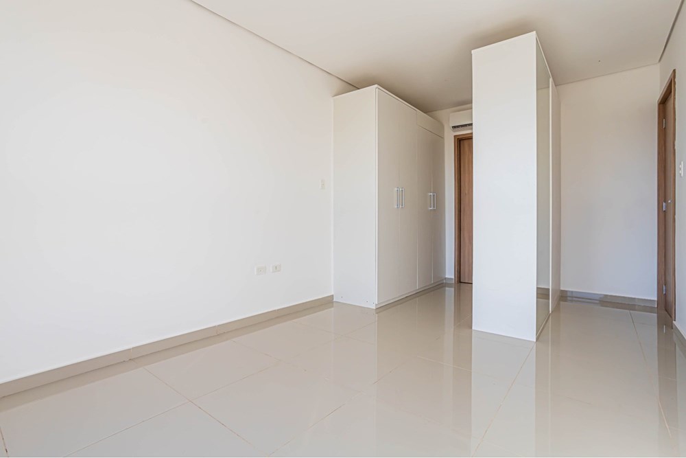 Departamento-Alquiler-Avda Stma Trinidad, Madame Lynch, Asunción — foto 3