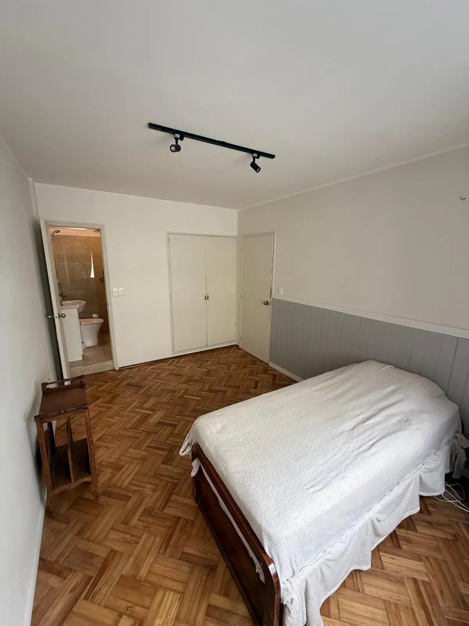 ALQUILER EN EL CENTRO DE 1 DORMITORIO AMUEBLADO, PISO ALTO AL FRENTE, AIRES, PORTERIA · Foto 7