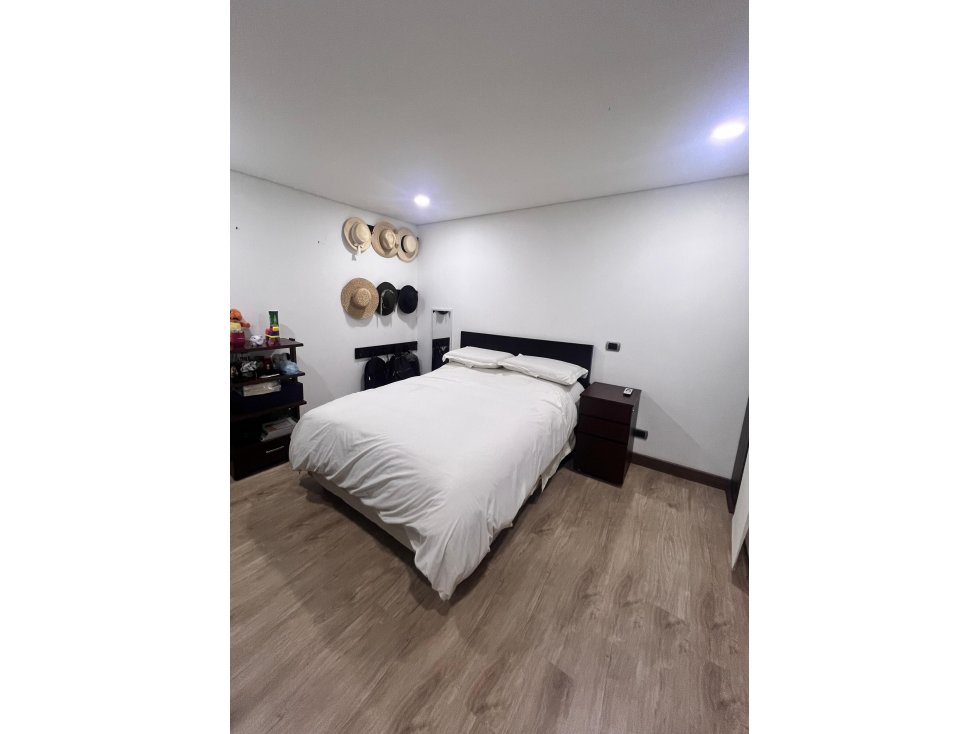 Apartamento en venta en Santa Barbara, Bogotá · foto 3 de 19