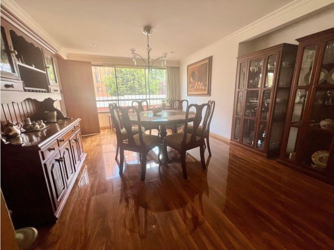 Apartamento de 3 alcobas en venta en Molinos Norte, Bogotá, 193 m² · foto 3 de 12