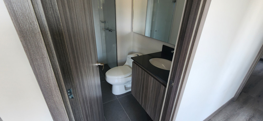 Apartamento en arriendo en Las Palmas, Medellín · foto 8 de 16