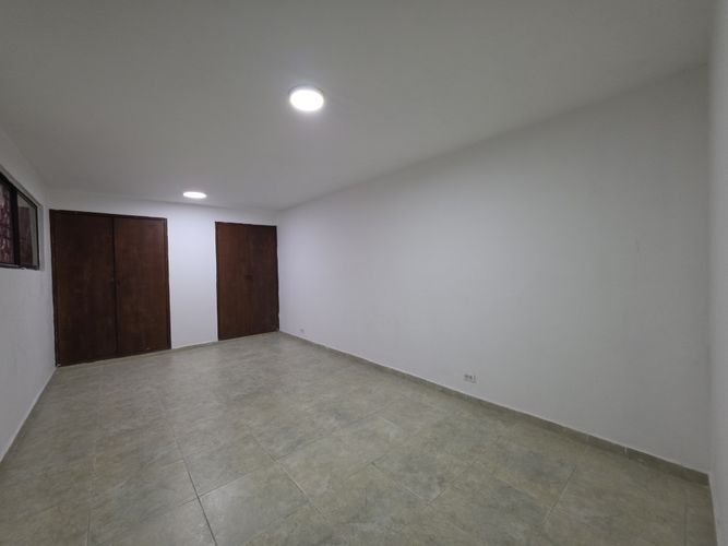 Edificio en venta en Versalles, Cali, 585 m² · foto 8 de 18