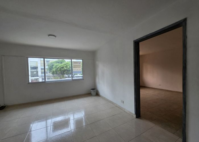 Edificio en venta en Versalles, Cali, 585 m² · foto 17 de 18