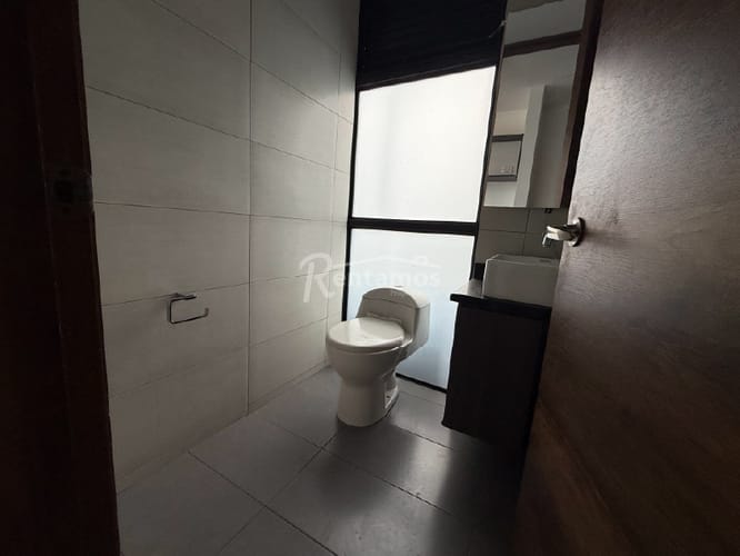 Oficina en arriendo en Altos Del Poblado, Medellín, 251 m² · foto 21 de 23