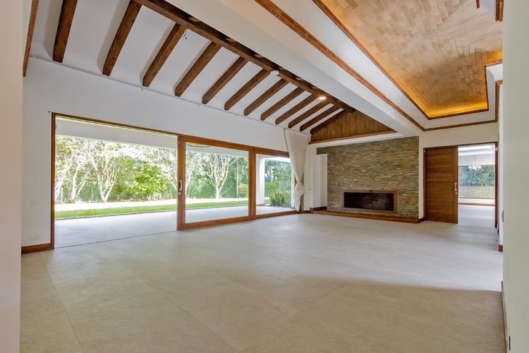 Casa de 4 alcobas en venta en Llano Grande, Rionegro, 430 m² · foto 5 de 24