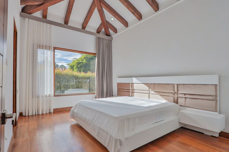Casa de 4 alcobas en venta en Llano Grande, Rionegro, 430 m² · foto 14 de 24
