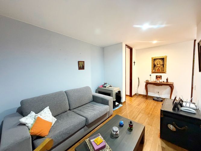 Apartamento en venta en Santa Barbara, Bogotá · foto 7 de 19