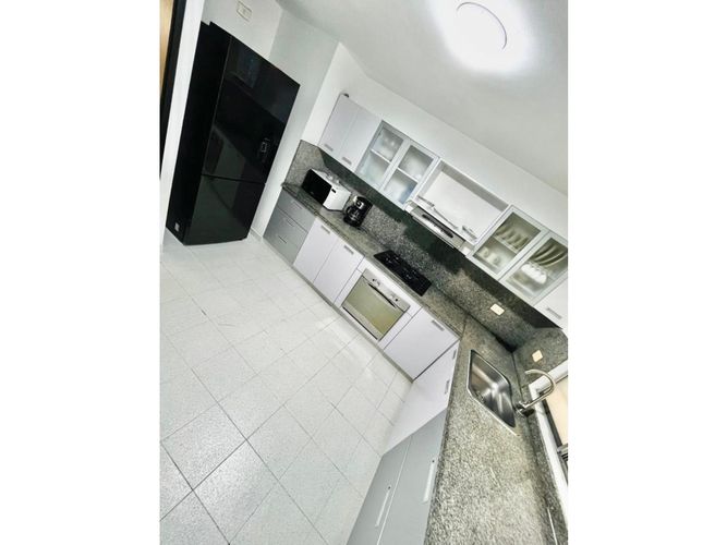 Apartamento en venta en El Ingenio, Cali, 104 m² · foto 3 de 24