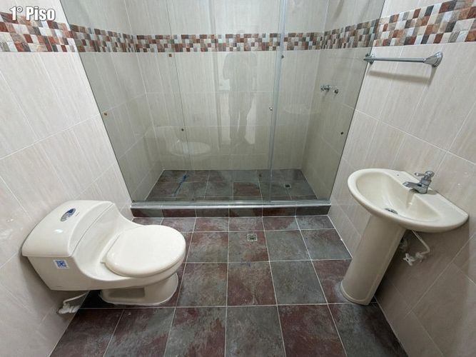 Edificio en arriendo en Santa Isabel, Cali, 491 m² · foto 8 de 24