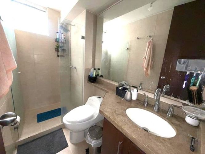 Apartamento de 3 alcobas en venta en Versalles, Floridablanca, 99 m² · foto 9 de 24