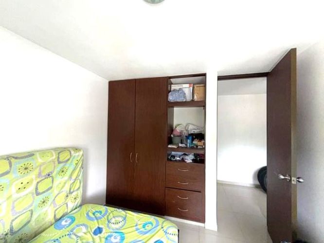 Apartamento de 3 alcobas en venta en Versalles, Floridablanca, 99 m² · foto 13 de 24