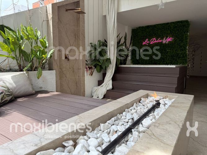 Casa de 4 alcobas en venta en Santa Teresita, Medellín, 440 m² · foto 10 de 21