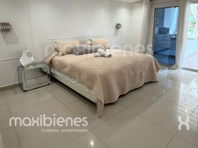 Casa de 4 alcobas en venta en Santa Teresita, Medellín, 440 m² · foto 11 de 21