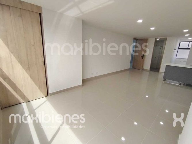 Casa de 4 alcobas en venta en Santa Teresita, Medellín, 440 m² · foto 13 de 21
