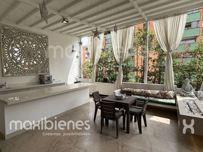 Casa de 4 alcobas en venta en Santa Teresita, Medellín, 440 m² · foto 17 de 21