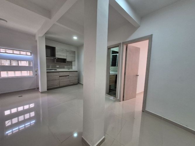 Edificio en venta en Belalcazar, Yumbo, 300 m² · foto 6 de 24
