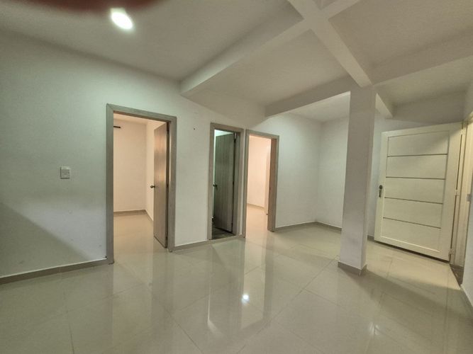 Edificio en venta en Belalcazar, Yumbo, 300 m² · foto 8 de 24