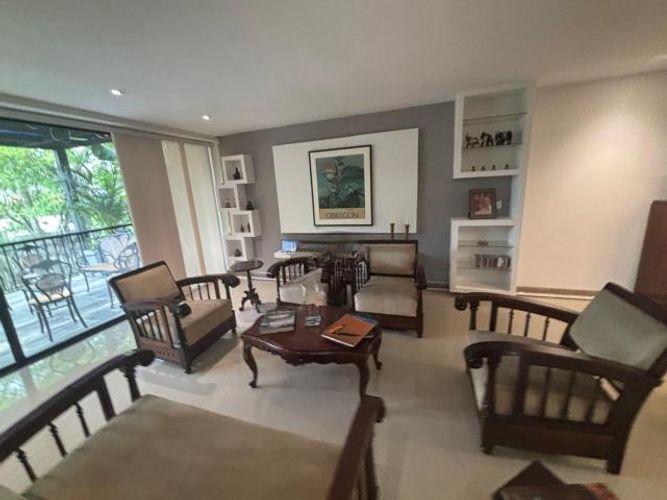 Apartamento de 2 alcobas en venta en Bellavista, Cali, 121 m² · foto 9 de 12