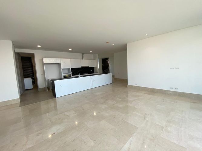 Apartamento de 3 alcobas en venta en Bellavista, Cali, 174 m² · foto 2 de 17