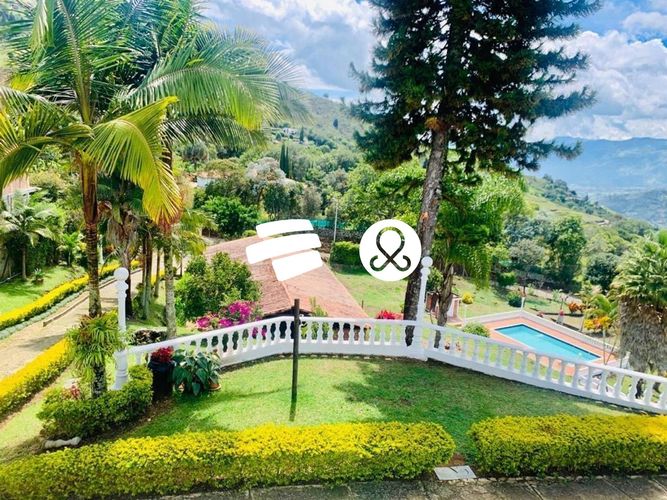 Finca en venta en Actividad Multiple, Copacabana, 6164 m² · foto 17 de 19