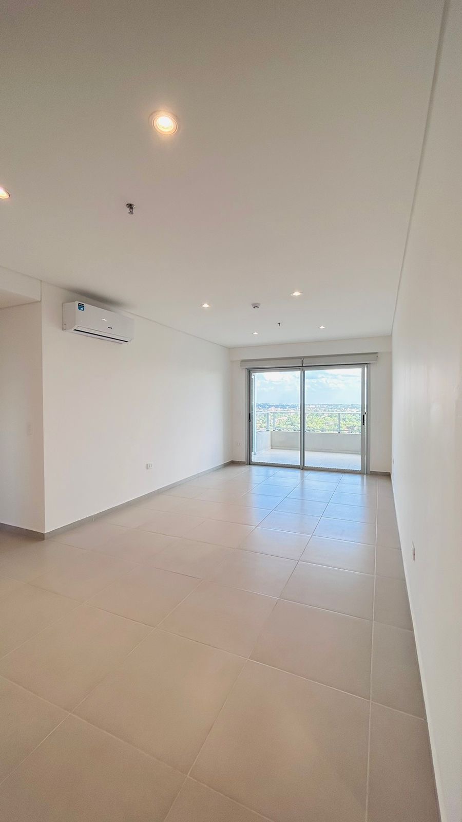 Alquilo/Vendo Dpto a estrenar de 2Dorm, Bo.Mcal Estigarribia. — foto 2