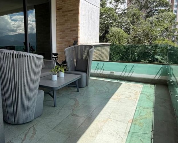 Apartamento de 3 alcobas en venta en El Poblado, Medellín, 532 m² · foto 19 de 19