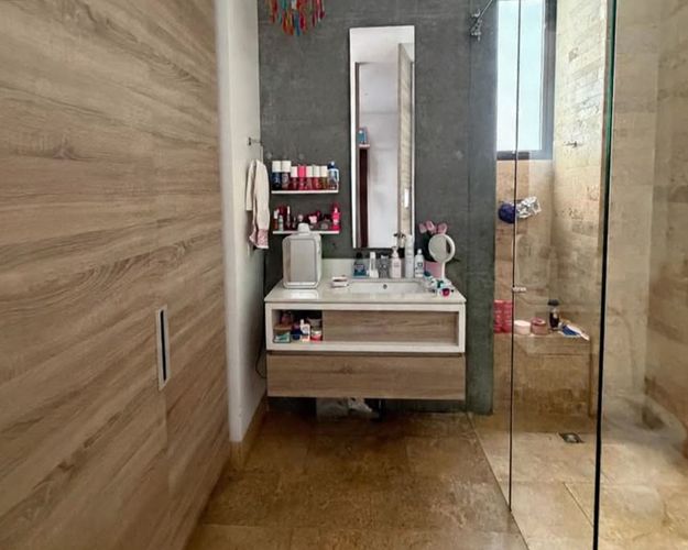 Apartamento de 3 alcobas en venta en El Poblado, Medellín, 532 m² · foto 13 de 19