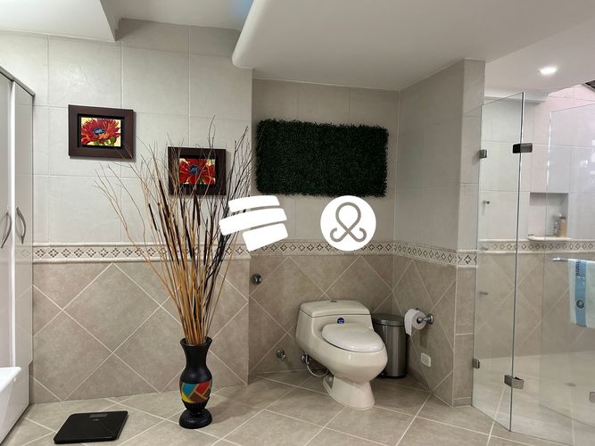 Casa de 5 alcobas en venta en El Poblado, Medellín, 538 m² · foto 21 de 24