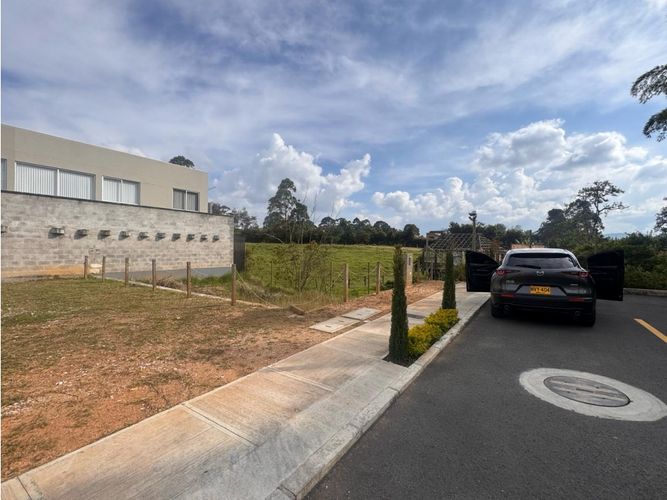 Lote en venta en Llano Grande, Rionegro, 102 m² · foto 2 de 18